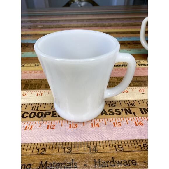 Fire King Ivory D Handle Flat Bottom Coffee Mug White Lot Of 2 Mismatched - Picture 7 of 12